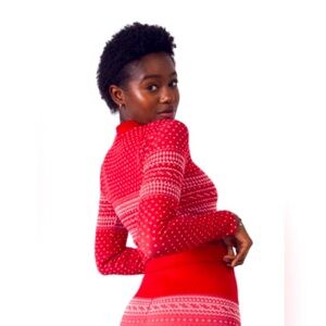 NWOT fabletics Fair Isle set